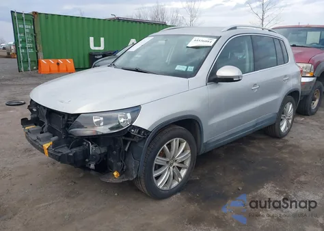 2012 Volkswagen Tiguan Se z USA, uszkodzony, nr VIN WVGAV7AX0CW520254